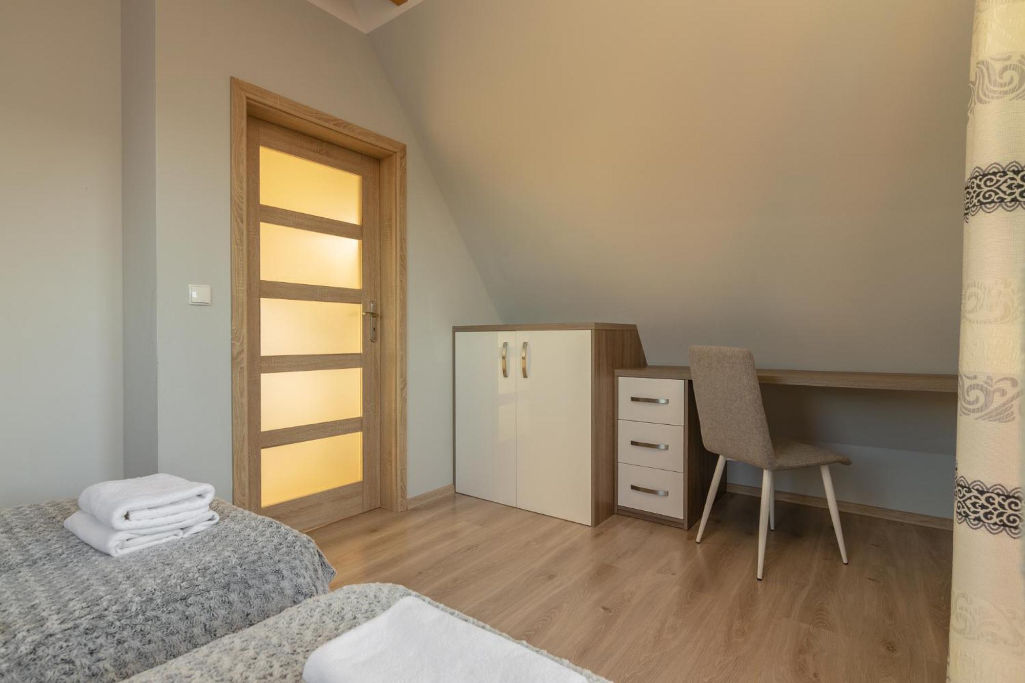Apartamenty Domino - Кошелско Стая снимка